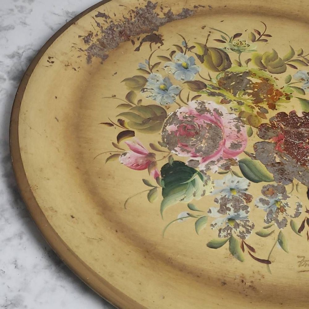 Vintage Nashco Tan and Floral Rustic Round Tray - Picture 5 of 13